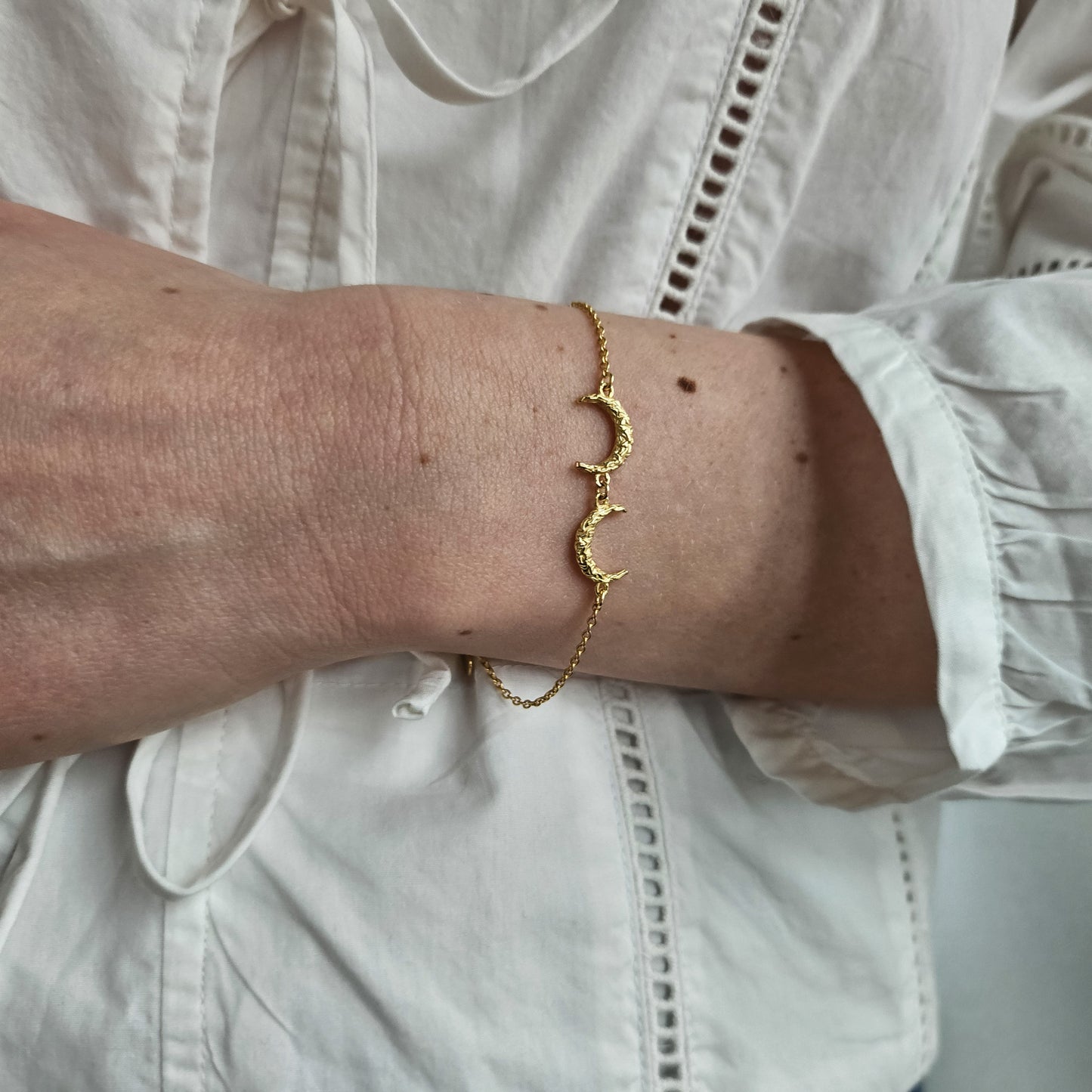 MOON ARMBÅND MED 4 MÅNER